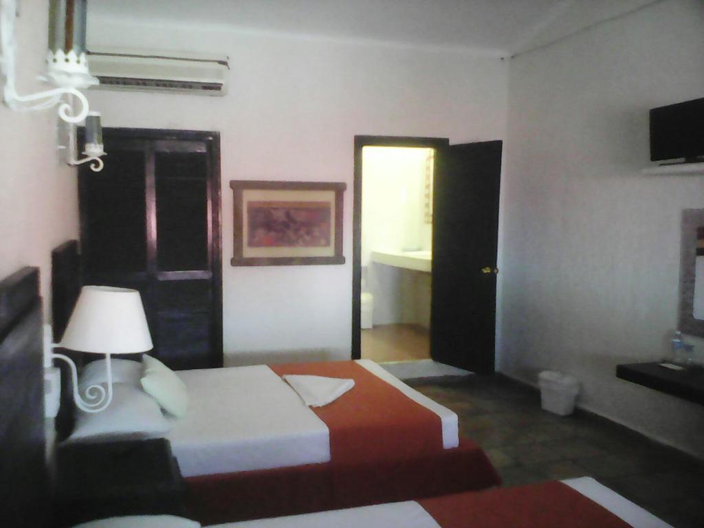 Costa Del Mar Hotel Playa del Carmen Exterior photo