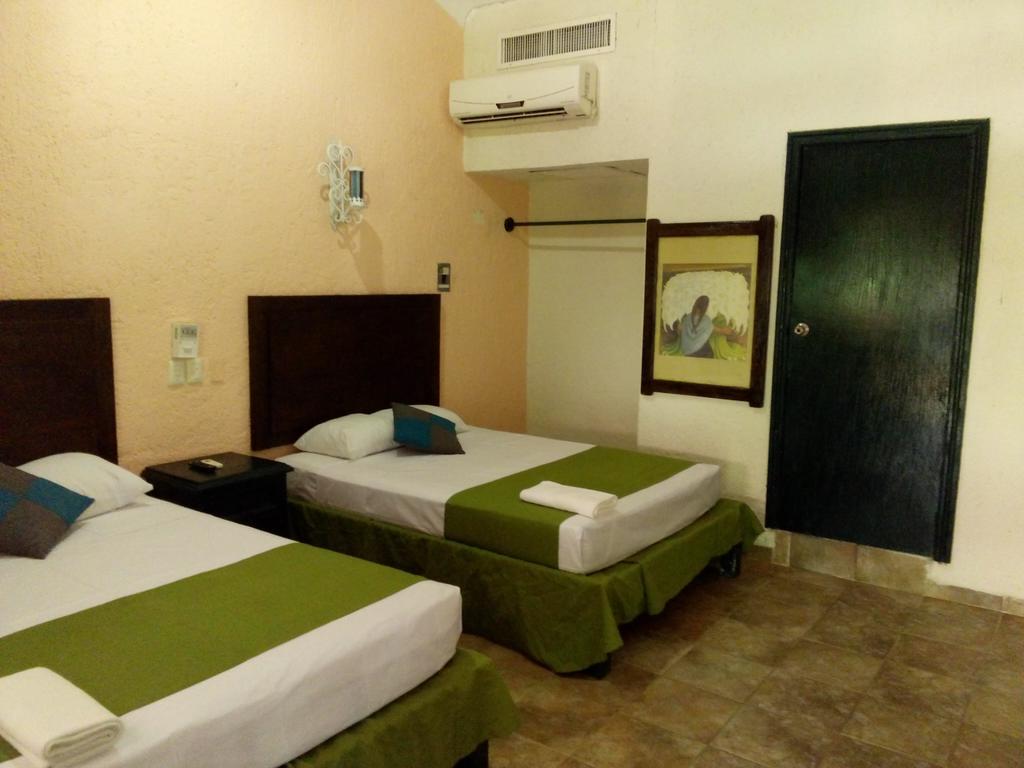 Costa Del Mar Hotel Playa del Carmen Exterior photo