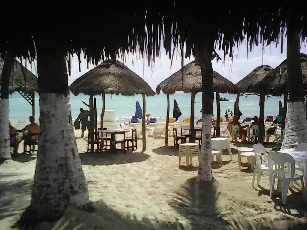 Costa Del Mar Hotel Playa del Carmen Exterior photo